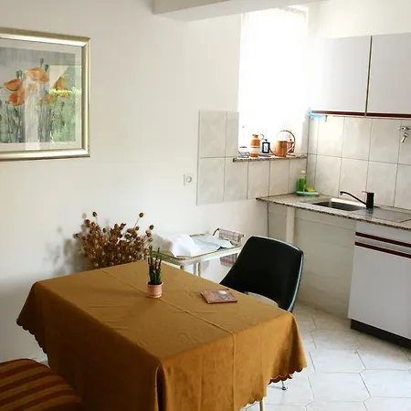 Nonno Apartment *